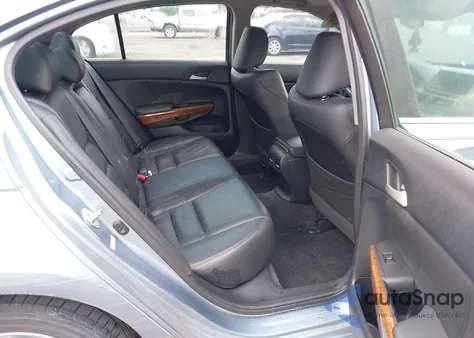 2011 Honda Accord 2.4 Ex-L z USA, uszkodzony, nr VIN 1HGCP2F87BA088061